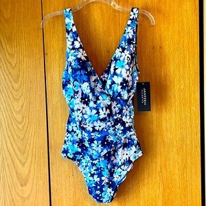 JANTZEN New w/ tags $92 surplice blue white floral Size 14 maillot swim slimmer